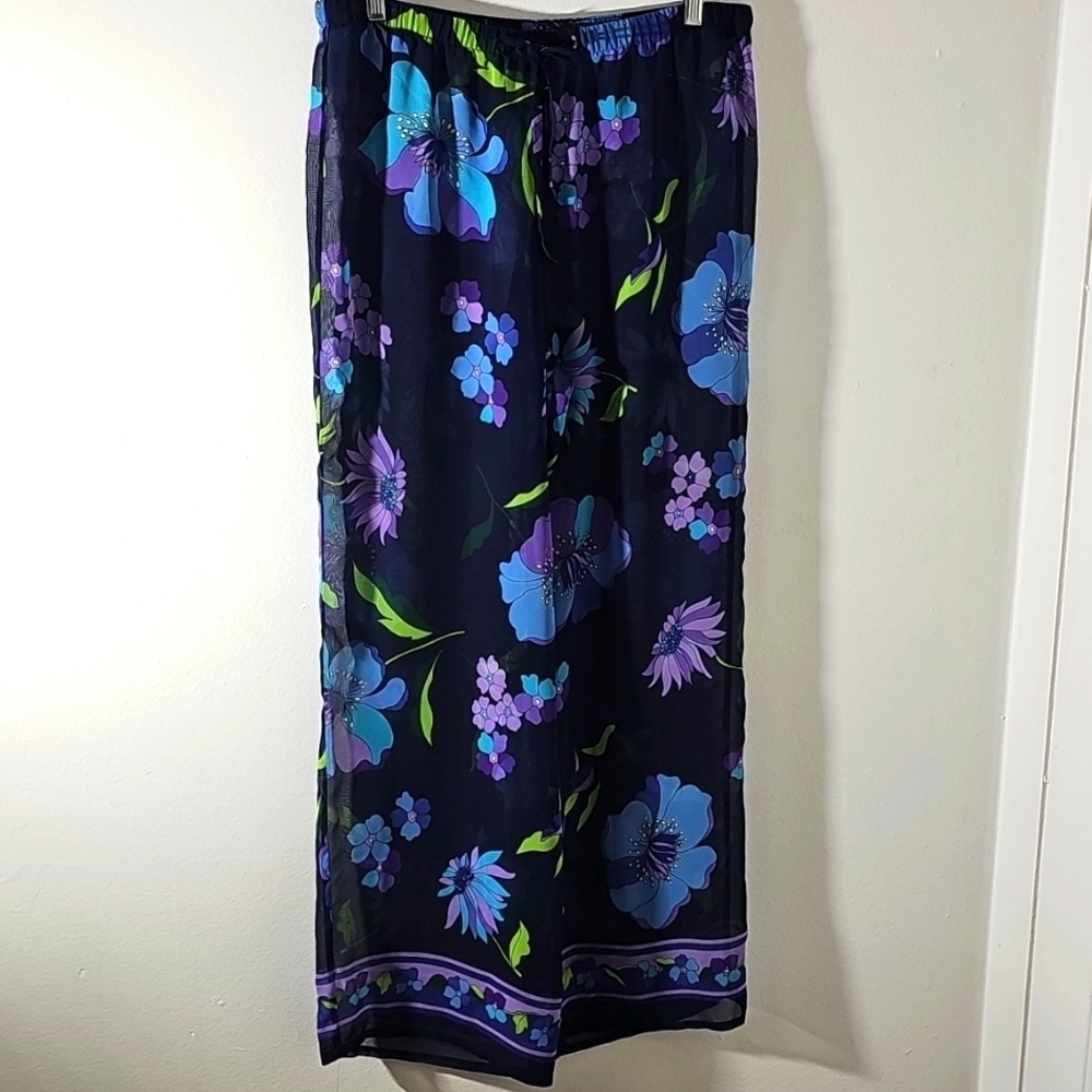 Classics By JANTZEN. Sheer Pants. Beautiful Colors. Blues, Purple.‎ Size Meduim.